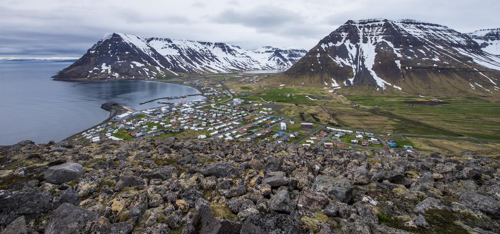 Einarshusid Guesthouse Bolungarvík المظهر الخارجي الصورة